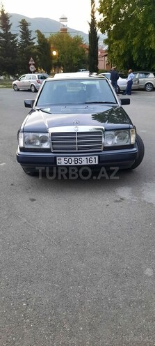 Mercedes E 200 1993, 233,000 km - 2.0 l - Bakı