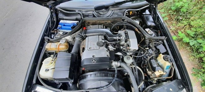 Mercedes E 200 1993, 233,000 km - 2.0 l - Bakı