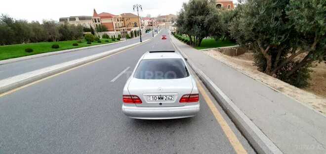 Mercedes E 320 2001, 377,000 km - 3.2 l - Xaçmaz