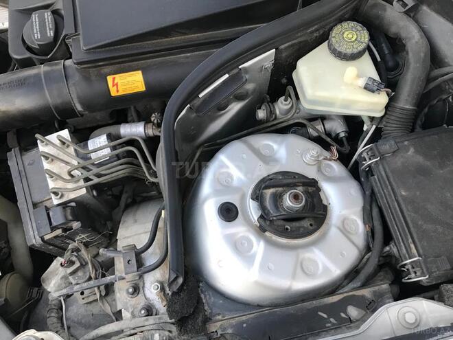 Mercedes C 240 2002, 309,000 km - 2.6 l - Salyan