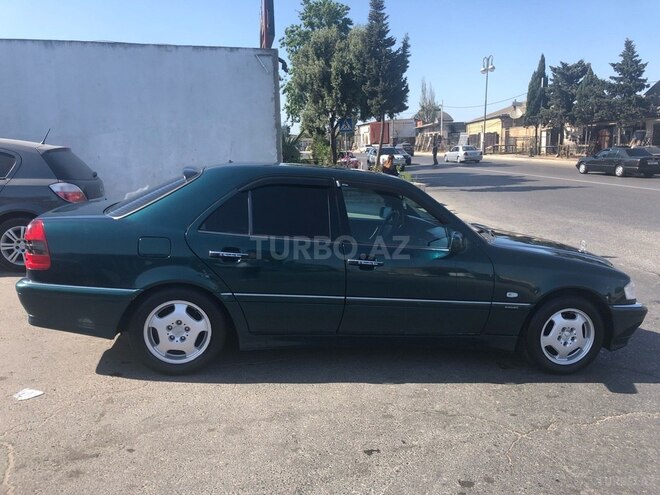 Mercedes C 220 1998, 398,000 km - 2.2 l - Bakı