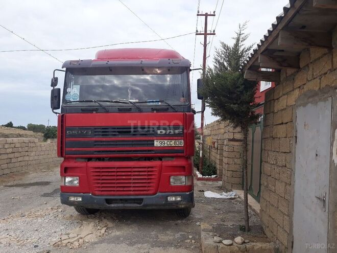 DAF 95 XF 2000, 700,000 km - 13.0 l - Sumqayıt