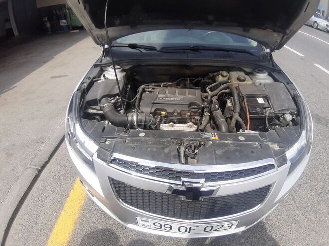 Chevrolet Cruze 2011, 195,000 km - 1.4 л - Bakı