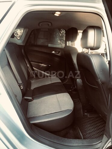 Opel Astra 2011, 131,000 km - 1.6 l - Bakı