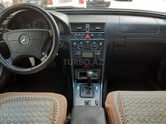 Mercedes C 220 1999, 40,000 km - 2.2 l - Bakı