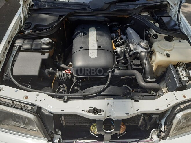 Mercedes C 220 1999, 40,000 km - 2.2 l - Bakı