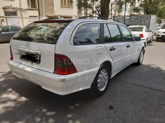Mercedes C 220 1999, 40,000 km - 2.2 l - Bakı