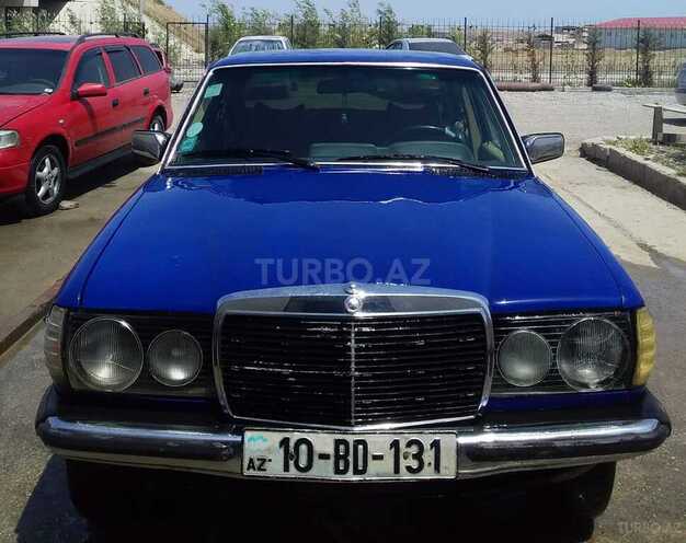 Mercedes 200 1982, 131,000 km - 2.0 л - Bakı