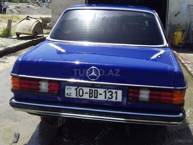 Mercedes 200 1982, 131,000 km - 2.0 л - Bakı