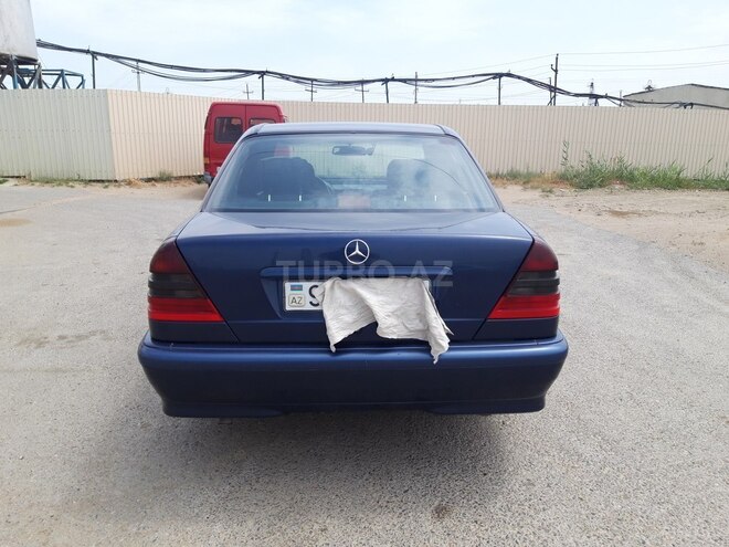 Mercedes C 180 1999, 263,600 km - 1.8 l - Bakı