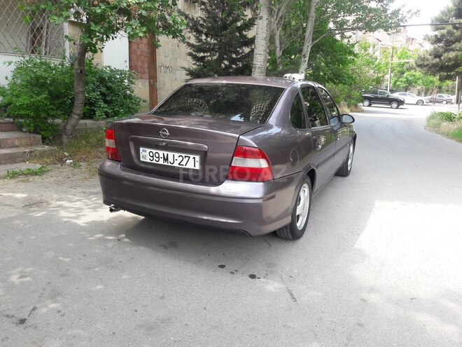 Opel Vectra 1996, 290,000 km - 1.8 l - Bakı