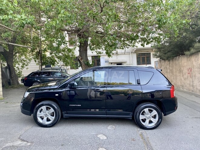 Jeep Compass 2012, 140,000 km - 2.4 l - Bakı