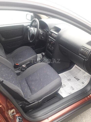 Opel Astra 2001, 272,400 km - 1.6 л - Bakı