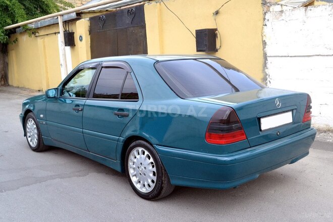 Mercedes C 180 1998, 320,000 km - 1.8 l - Bakı