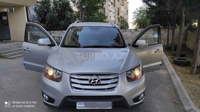 Hyundai Santa Fe 2011, 242,000 km - 2.0 л - Bakı