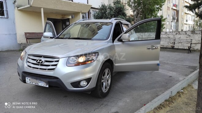 Hyundai Santa Fe 2011, 242,000 km - 2.0 л - Bakı
