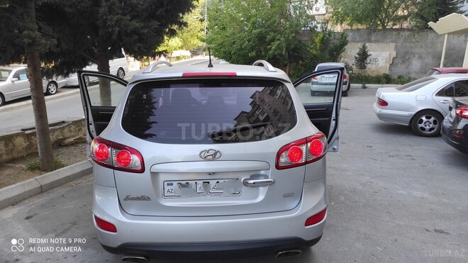 Hyundai Santa Fe 2011, 242,000 km - 2.0 л - Bakı