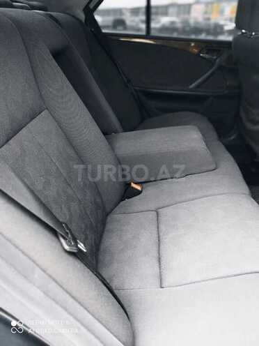 Mercedes E 270 2000, 499,000 km - 2.7 л - Bakı