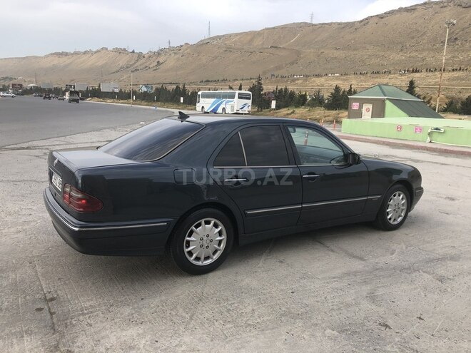 Mercedes E 270 2000, 499,000 km - 2.7 л - Bakı
