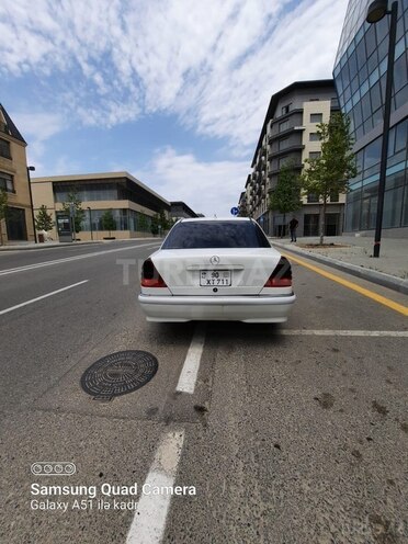 Mercedes C 230 2000, 360,000 km - 2.3 l - Bakı