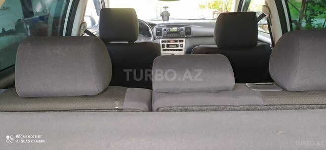 Toyota Corolla 2004, 215,465 km - 1.4 l - Bakı