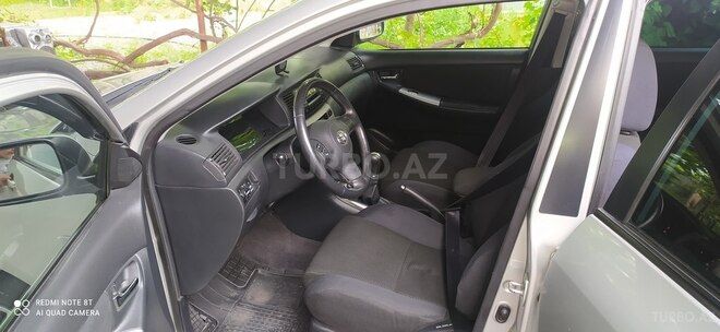 Toyota Corolla 2004, 215,465 km - 1.4 l - Bakı