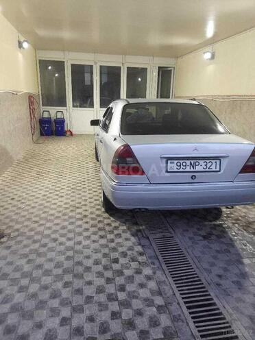 Mercedes C 220 1995, 42,000 km - 2.2 l - Bakı