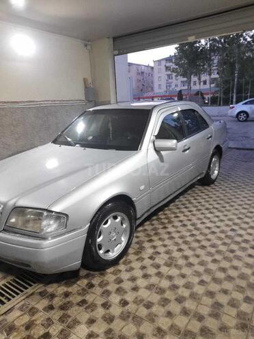 Mercedes C 220 1995, 42,000 km - 2.2 l - Bakı