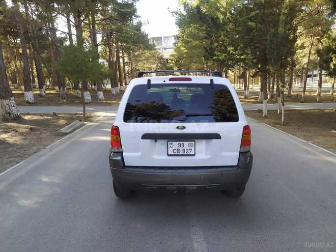 Ford Escape 2004, 156,000 km - 3.0 l - Sumqayıt