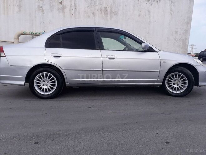 Honda Civic 2005, 300,000 km - 1.7 л - Bakı
