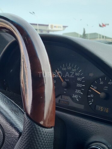Mercedes C 230 1997, 282,850 km - 2.3 л - Bakı