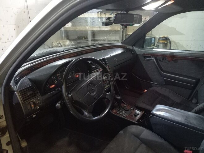 Mercedes C 230 1997, 282,850 km - 2.3 л - Bakı
