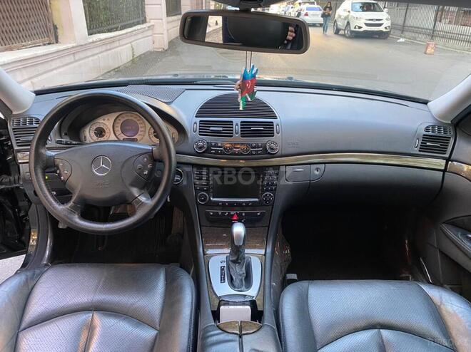 Mercedes E 320 2002, 178,000 km - 3.2 l - Bakı