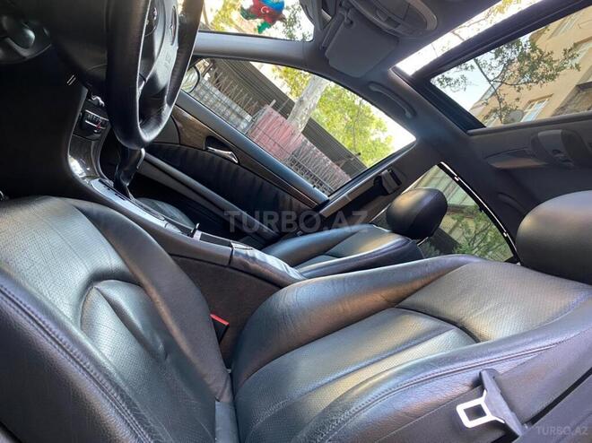 Mercedes E 320 2002, 178,000 km - 3.2 l - Bakı