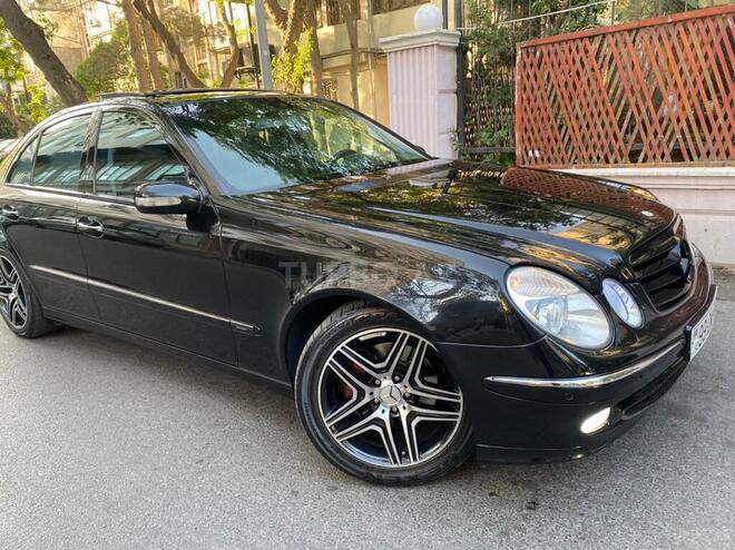 Mercedes E 320 2002, 178,000 km - 3.2 l - Bakı