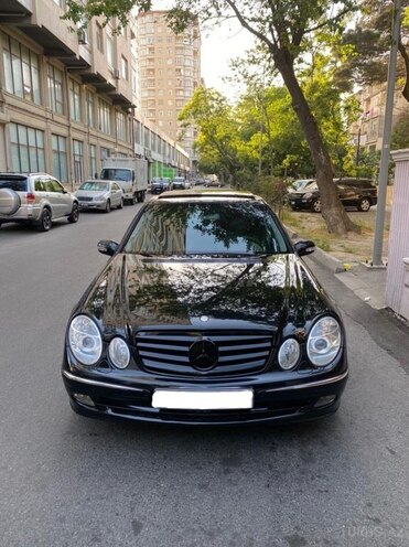 Mercedes E 320 2002, 178,000 km - 3.2 l - Bakı