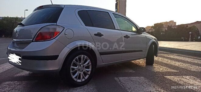 Opel Astra 2004, 104,000 km - 1.4 л - Xırdalan