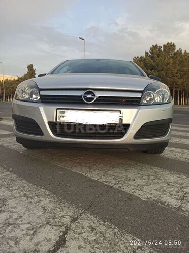 Opel Astra 2004, 104,000 km - 1.4 л - Xırdalan