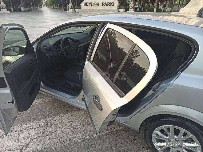 Opel Astra 2004, 104,000 km - 1.4 л - Xırdalan