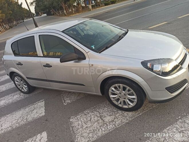 Opel Astra 2004, 104,000 km - 1.4 л - Xırdalan