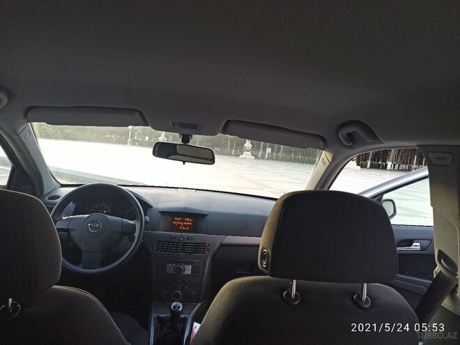 Opel Astra 2004, 104,000 km - 1.4 л - Xırdalan