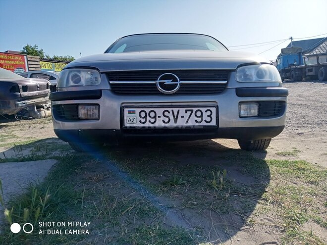 Opel Omega 1997, 272,692 km - 2.0 l - Bakı
