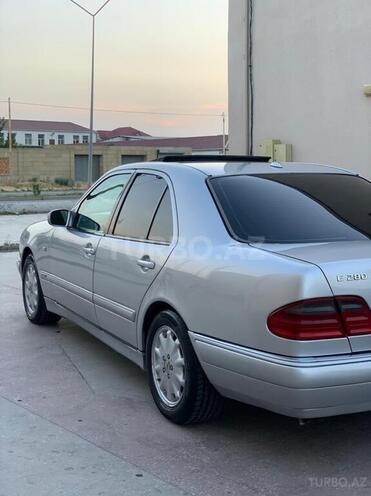 Mercedes E 280 1999, 222,000 km - 2.8 l - Sumqayıt