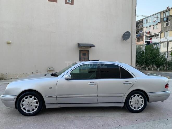 Mercedes E 280 1999, 222,000 km - 2.8 l - Sumqayıt