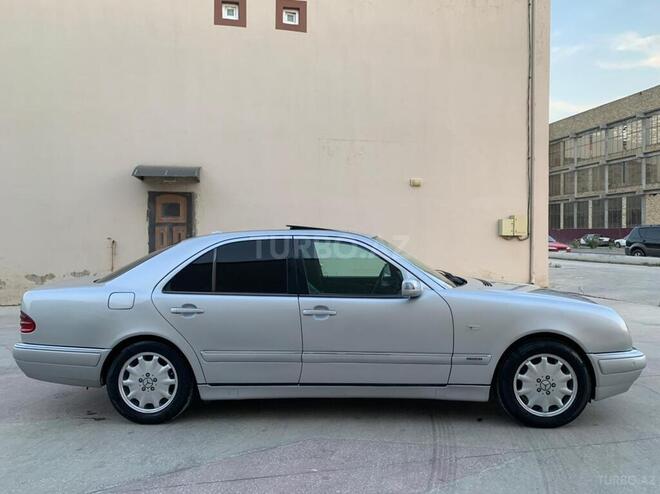 Mercedes E 280 1999, 222,000 km - 2.8 l - Sumqayıt