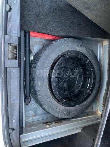 Mercedes E 280 1999, 222,000 km - 2.8 l - Sumqayıt