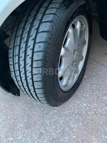 Mercedes E 280 1999, 222,000 km - 2.8 l - Sumqayıt