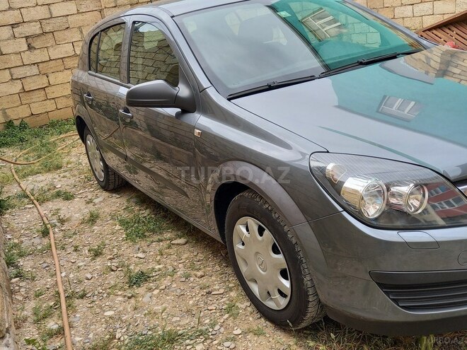Opel Astra 2006, 140,000 km - 1.4 l - Bakı