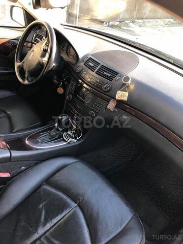 Mercedes E 220 2005, 328,000 km - 2.2 l - Bakı