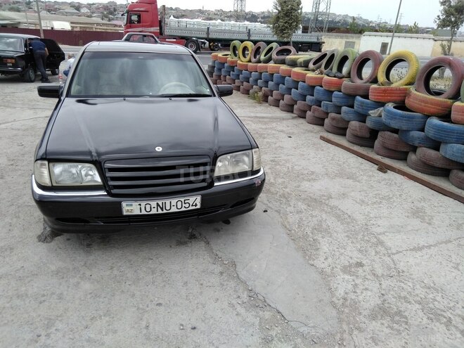 Mercedes C 220 2000, 444,345 km - 2.2 l - Bakı
